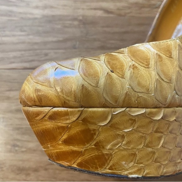 Sergio Rossi Snake Print Platform Heels Size 5 High Heel Pumps Designer Shoes - Picture 15 of 15